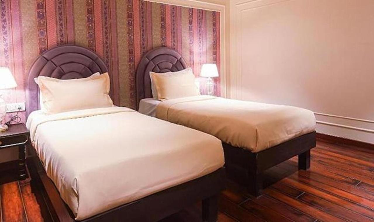 Fabhotel Prime The Seven Seeds Yeni Delhi Dış mekan fotoğraf