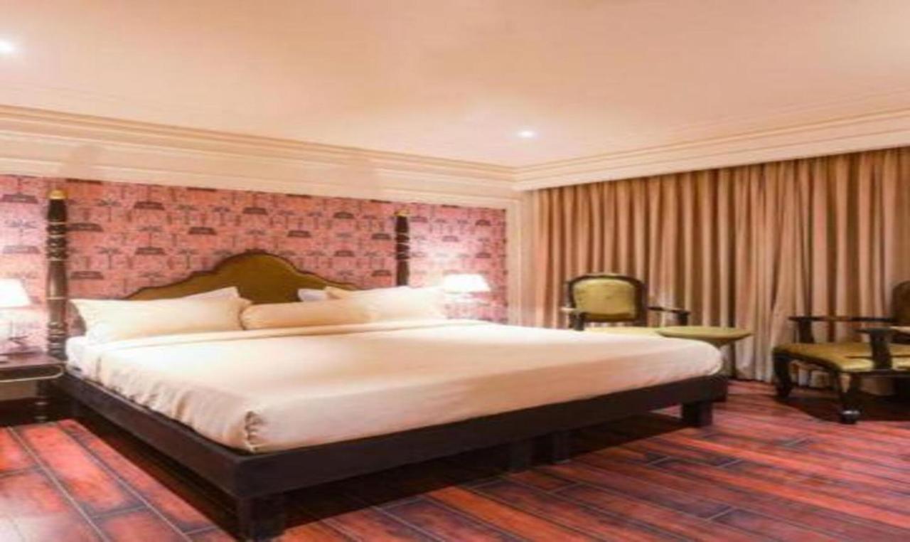 Fabhotel Prime The Seven Seeds Yeni Delhi Dış mekan fotoğraf