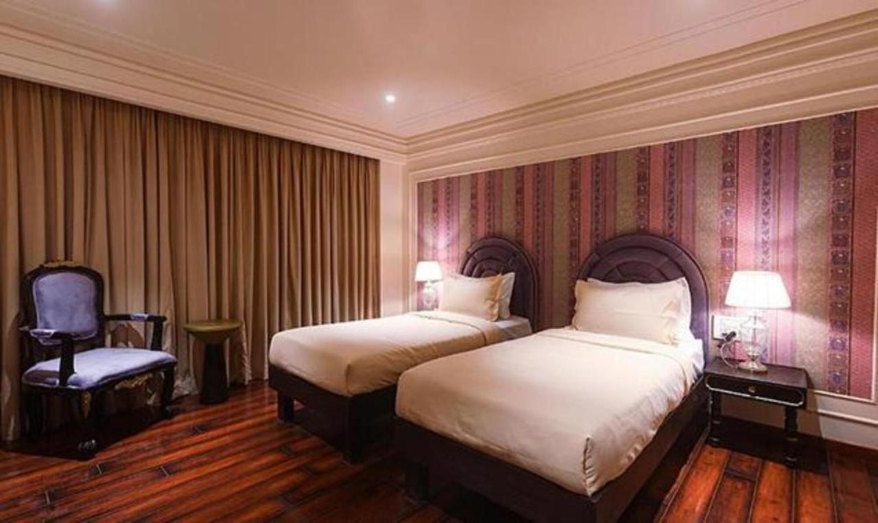 Fabhotel Prime The Seven Seeds Yeni Delhi Dış mekan fotoğraf